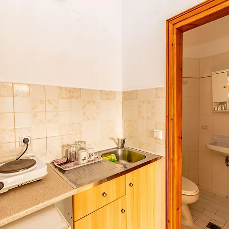 Skioni By Diomedes Group * ניאה סקיוני